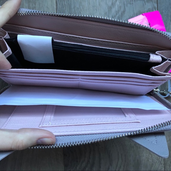 Betsey Johnson Cat Wallet / Wristlet 🐱 - Picture 3 of 3